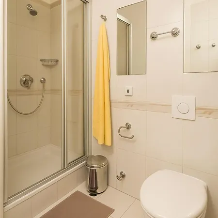 Maisonette In The Center Of - Samcova Apartman