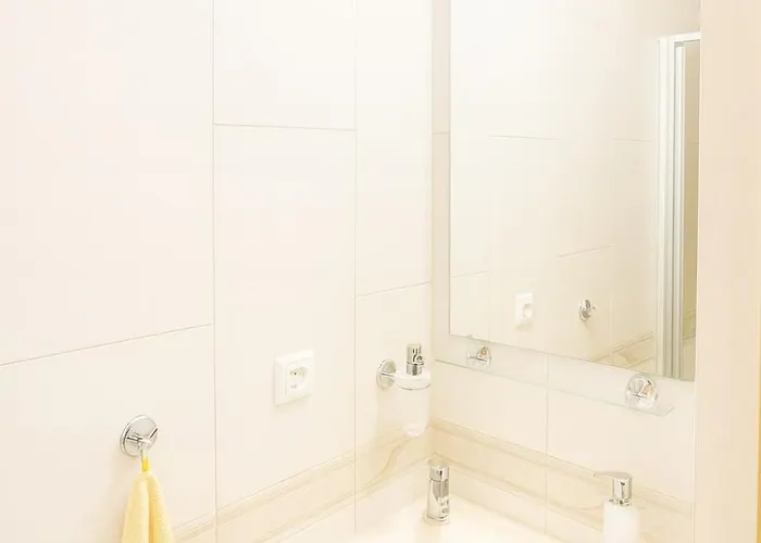 Maisonette In The Center Of - Samcova * براغ